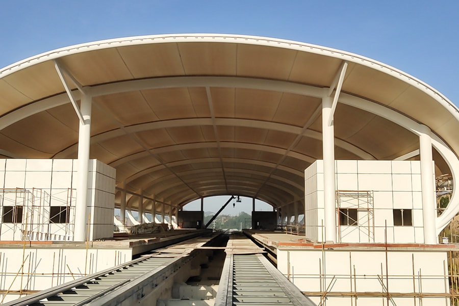 Durable UV-resistant sunshade PTFE membrane