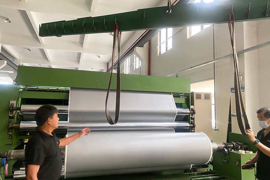 High temperature resistant, flame retardant, corrosion resistant silicone insulation fabric