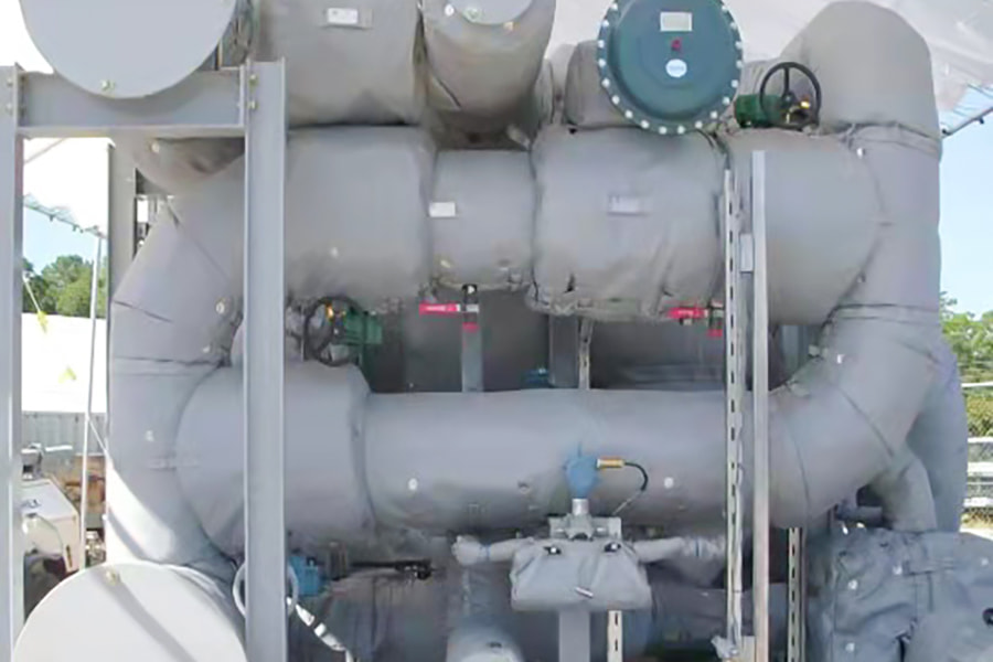 High temperature resistant, flame retardant, corrosion resistant silicone insulation fabric